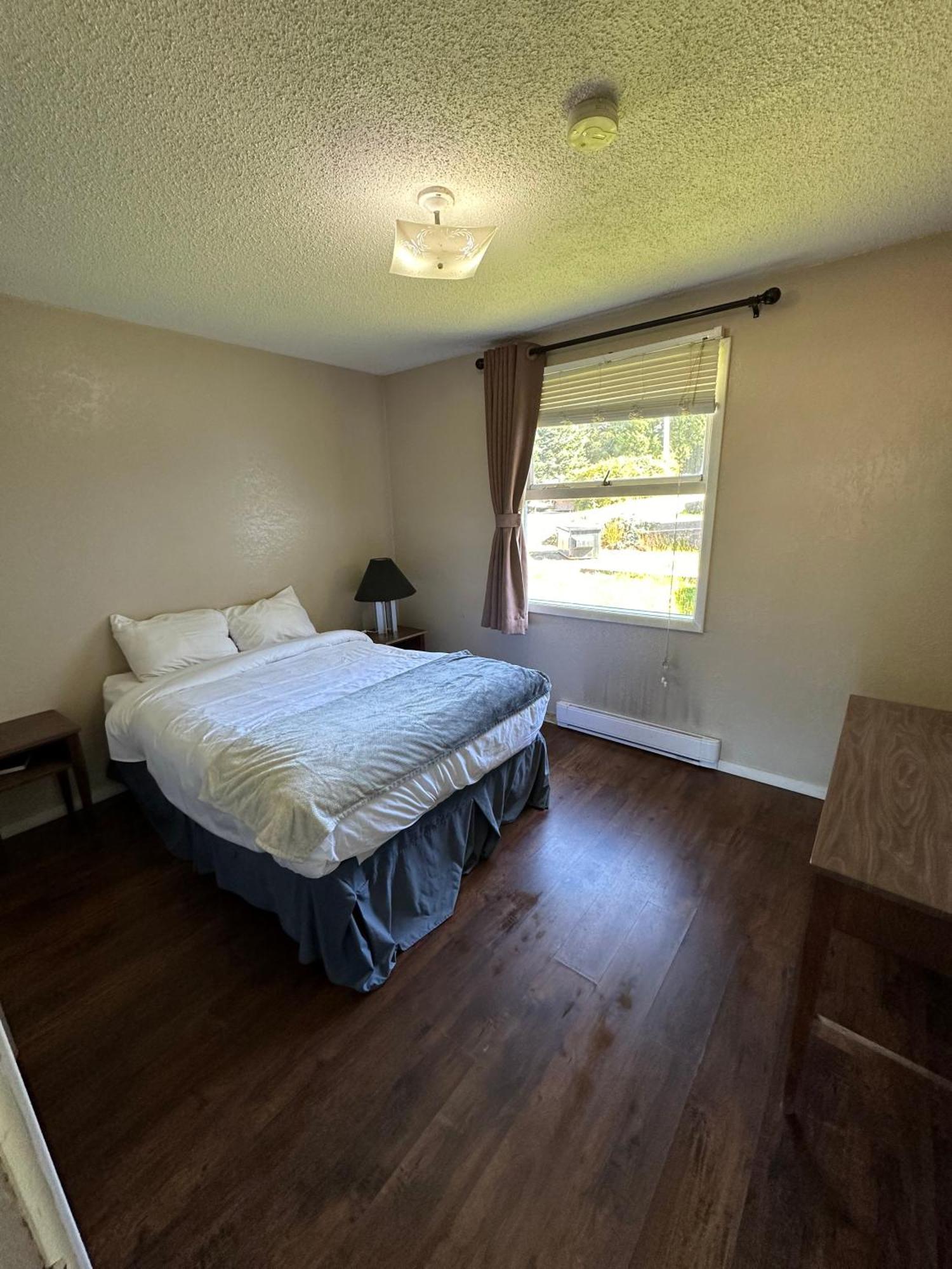 Island West Resort-Motel ユクルーレット エクステリア 写真