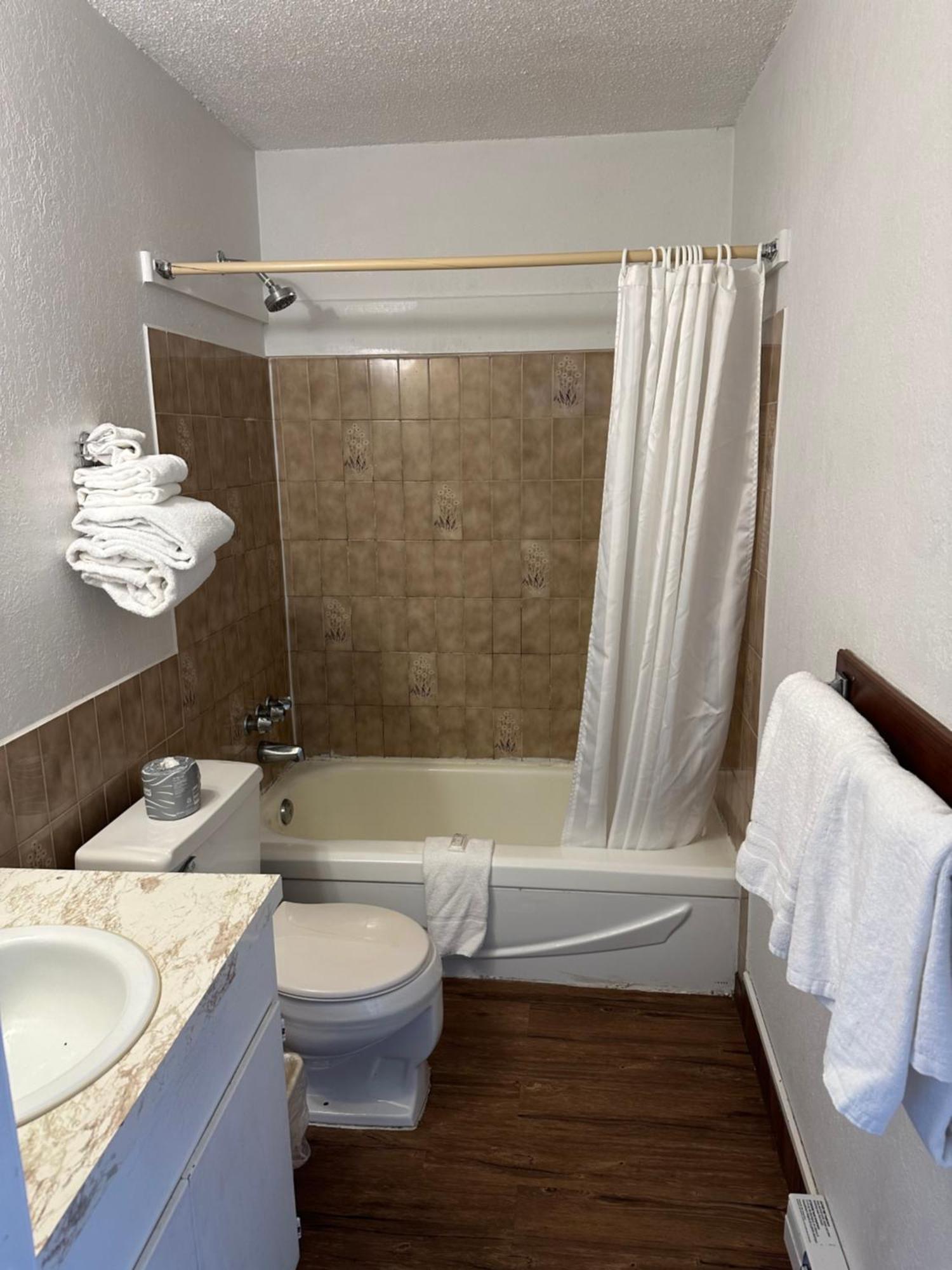 Island West Resort-Motel ユクルーレット 部屋 写真