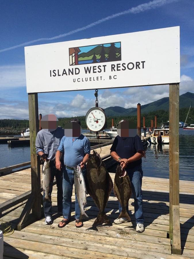 Island West Resort-Motel ユクルーレット エクステリア 写真